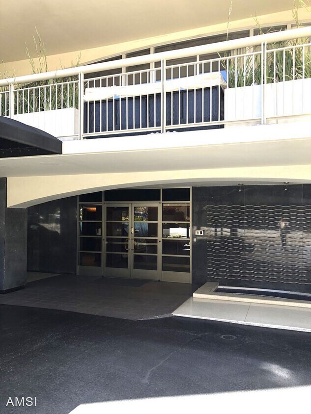 Primary Photo - 2 br, 2 bath House - 2200 Pacific Ave #8D