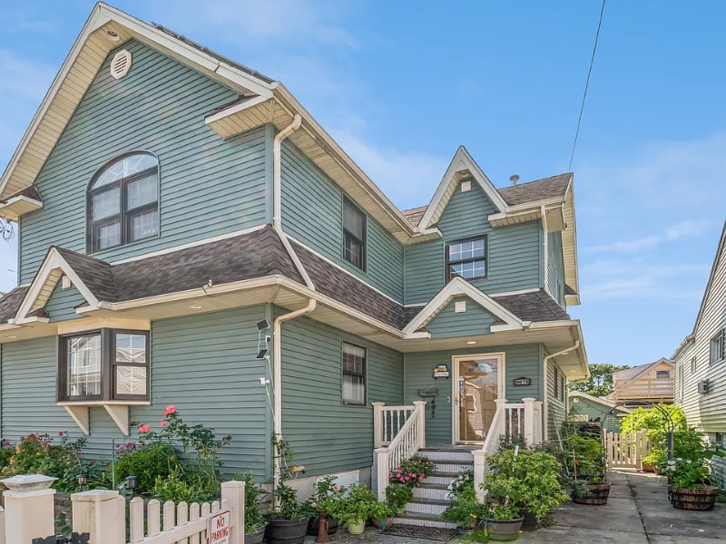 Foto principal - 99-78 164th Rd