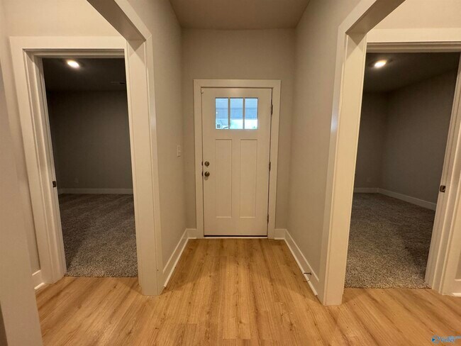 Foto del edificio - 12631 Whitcomb Cir