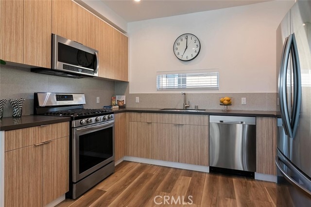 Foto del edificio - 13536 Vanowen St