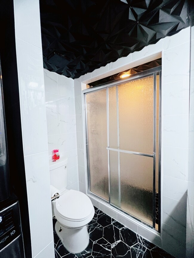 Bathroom - 6300 Stevenson Ave