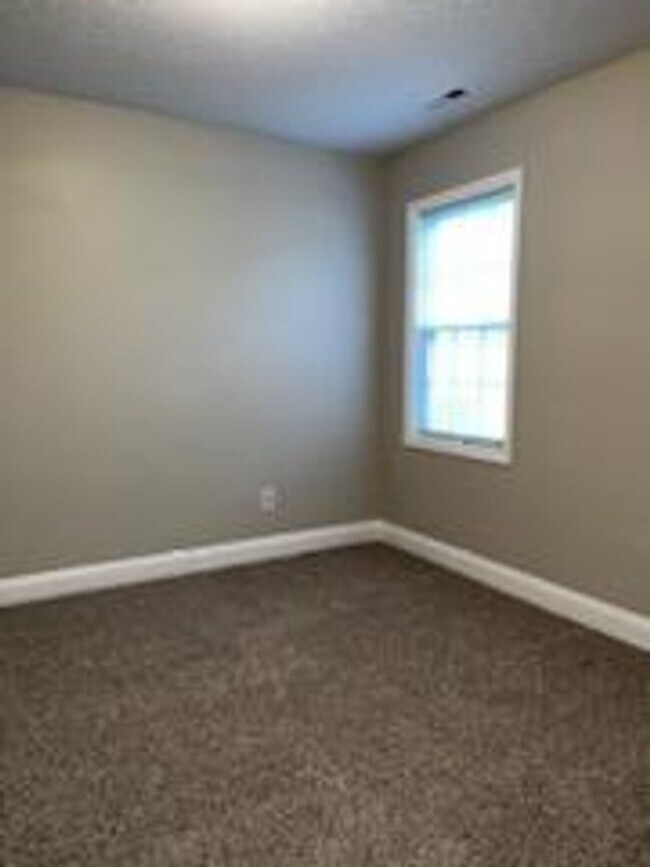 Foto del edificio - 3 BR Close to Bosch, Downtown, Shopping!