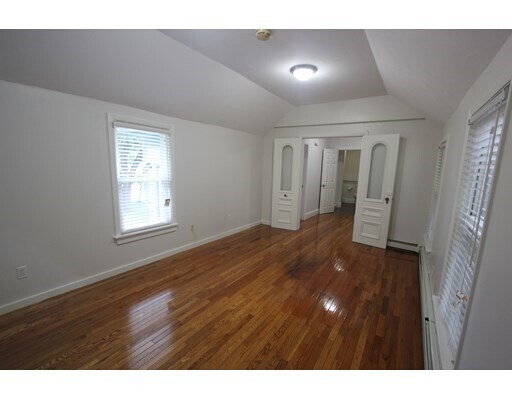Building Photo - 111 E Central St