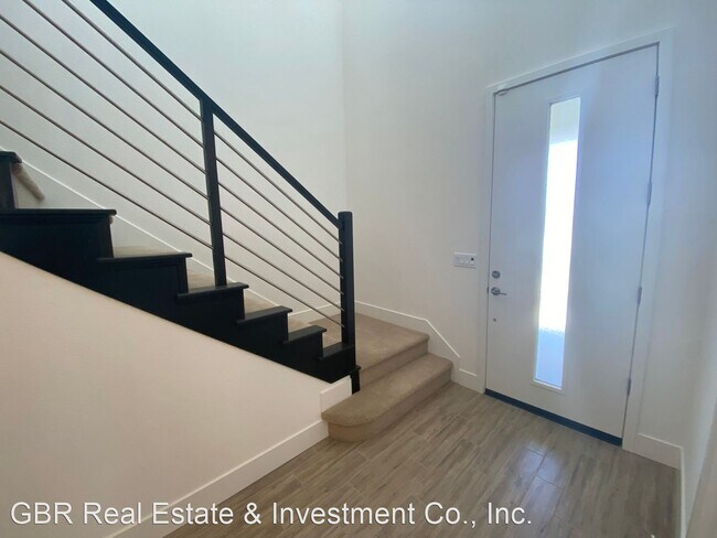 Building Photo - 4 br, 4.5 bath House - 2345 Brannan Way
