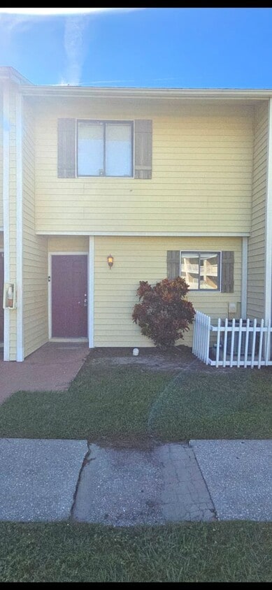 2-Bedroom, 2-Bathroom Condo in Land O' Lakes - 2-Bedroom, 2-Bathroom Condo in Land O' Lakes