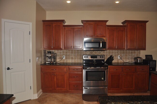 Foto del edificio - 560 Hickory Ridge Rd