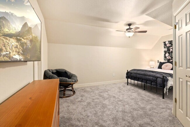 Foto del edificio - 12307 Blueberry Ln