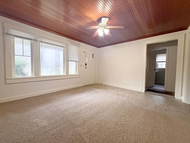 Building Photo - Spacious 2-Bedroom One-Level Home with Carport and Large Backyard