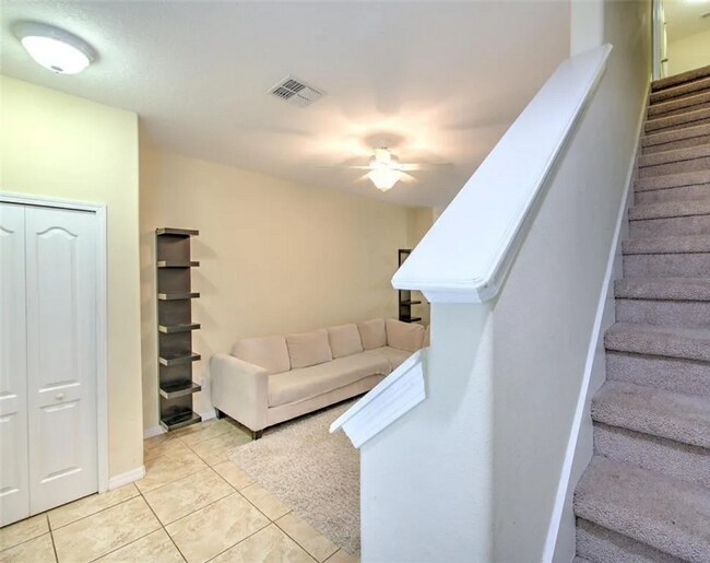 Foto del edificio - 2717 Lantern Hill Ave