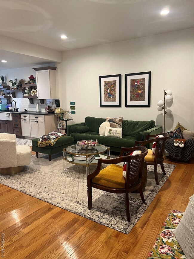 Foto del edificio - 103 Filors Ln