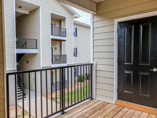 Building Photo - 3BD/3BA FOR RENT