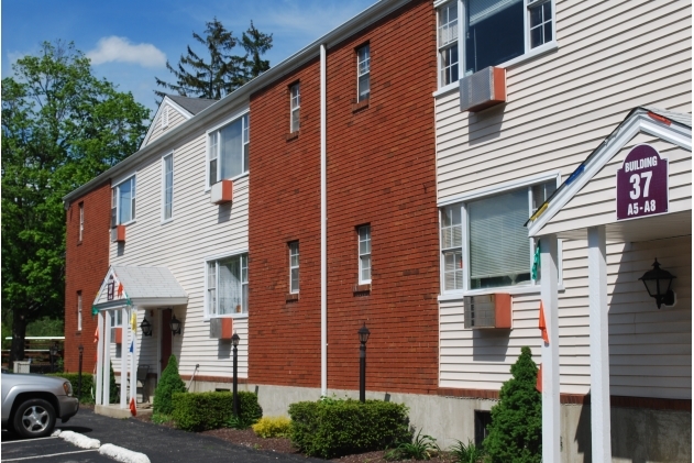 Building Photo - Pickett District