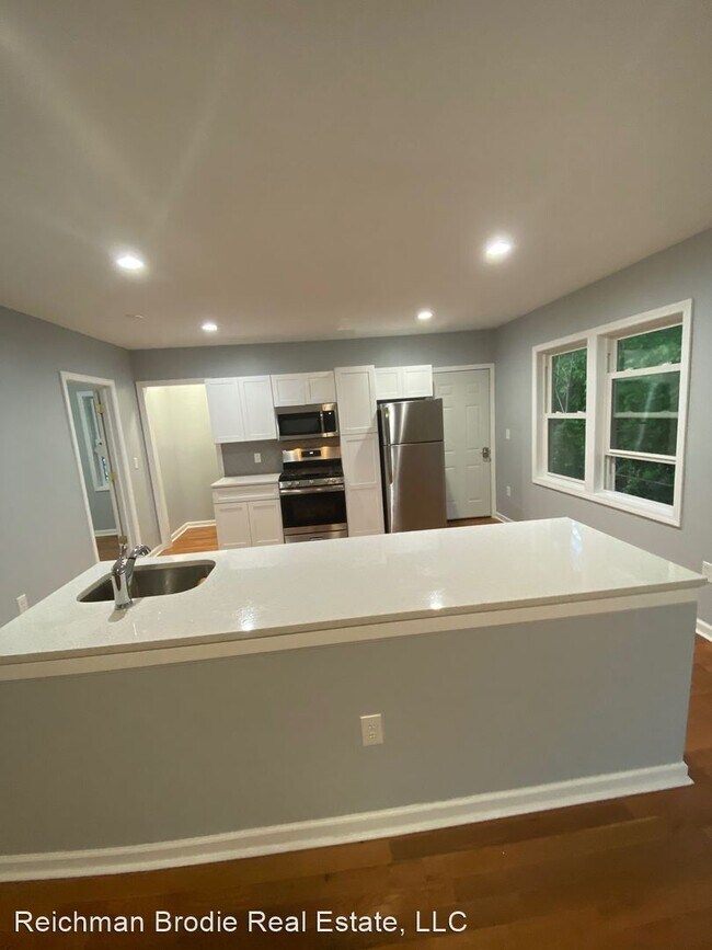 Foto del edificio - 187 St John St