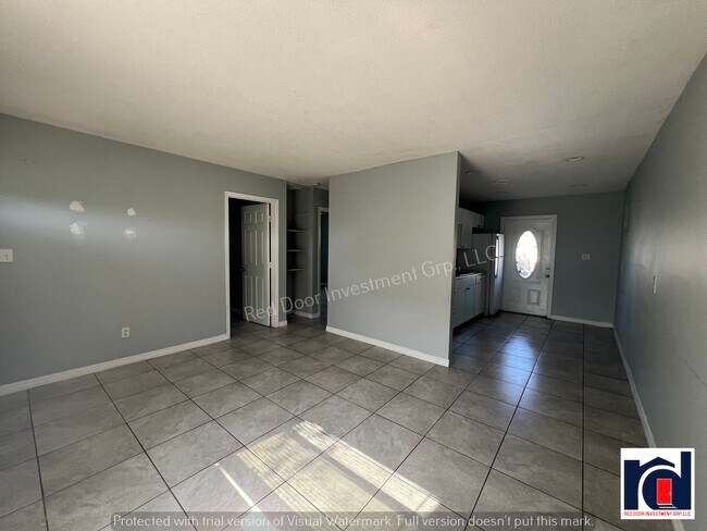 Building Photo - 3105 Ave T