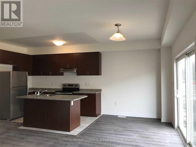 Building Photo - 21 Hills Thistle Dr