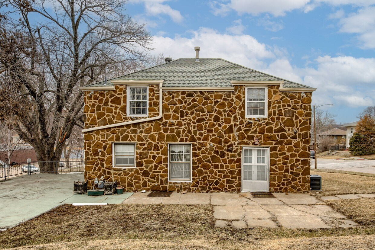 223 N 6th St, Plattsmouth, NE 68048 House Rental in Plattsmouth, NE