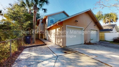 Building Photo - 124 Magnolia St
