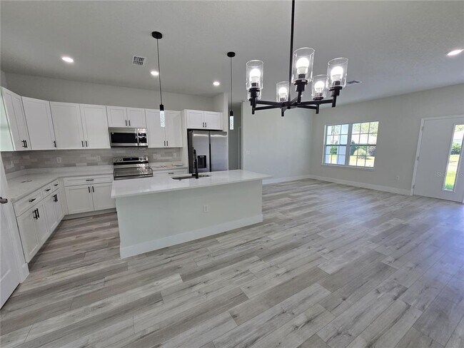 Foto del edificio - 1564 W Cary Dr