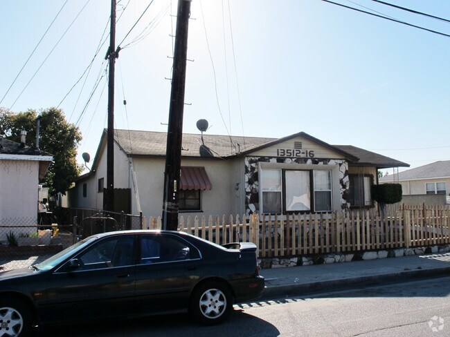 Building Photo - 13512 Cerise Ave