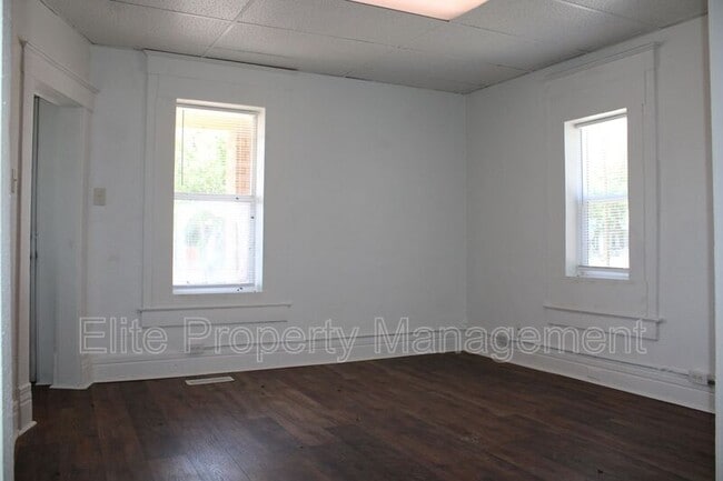 Building Photo - 1012 West St