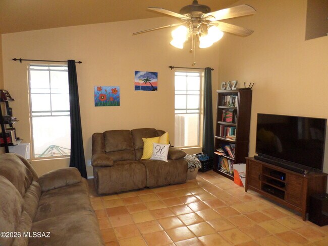 Foto del edificio - 9006 N Willeta Dr
