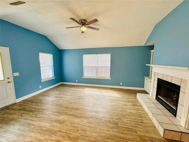 Foto del edificio - 312 Maple St