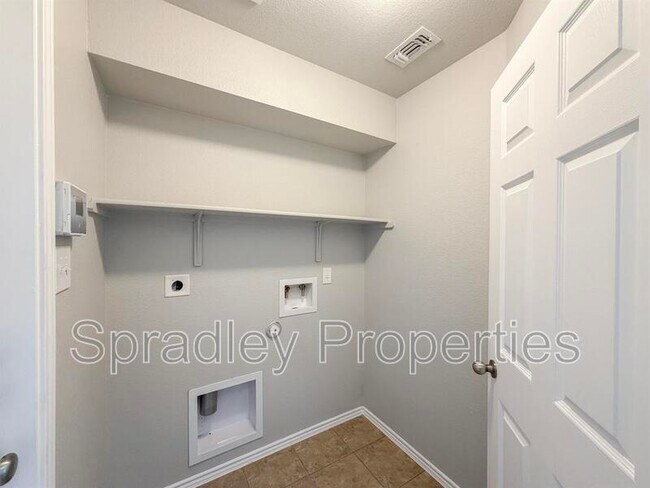 Building Photo - 9615 Fratelli Court