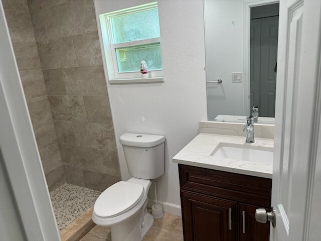 Foto del edificio - 320 E Oak St