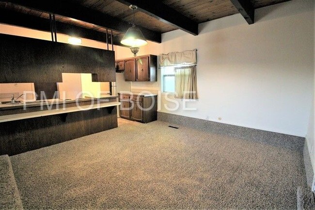 Building Photo - 7410 W Camas St