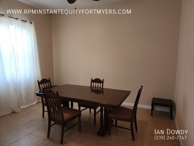 Building Photo - 8120 Banyan Breeze Way