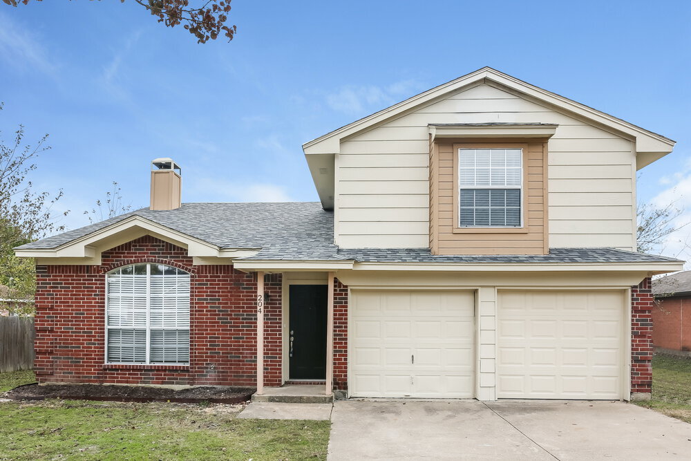 Foto principal - 204 Briarglen Dr