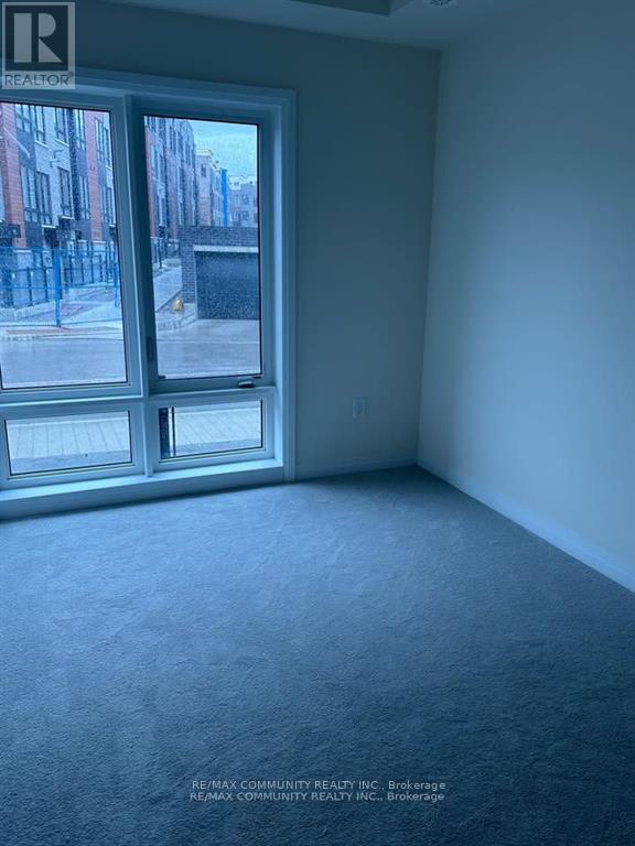 Photo du bâtiment - 255 McLevin Ave