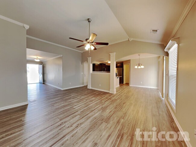 Foto del edificio - 629 Deertrack Run