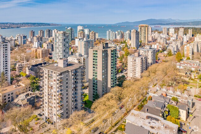 Photo du bâtiment - 1348 Barclay Street