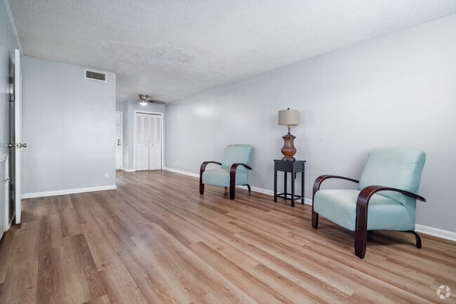 Building Photo - Coral Cay Apartments