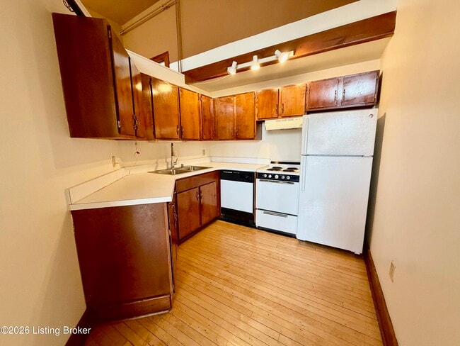 Building Photo - 1516 Hepburn Ave