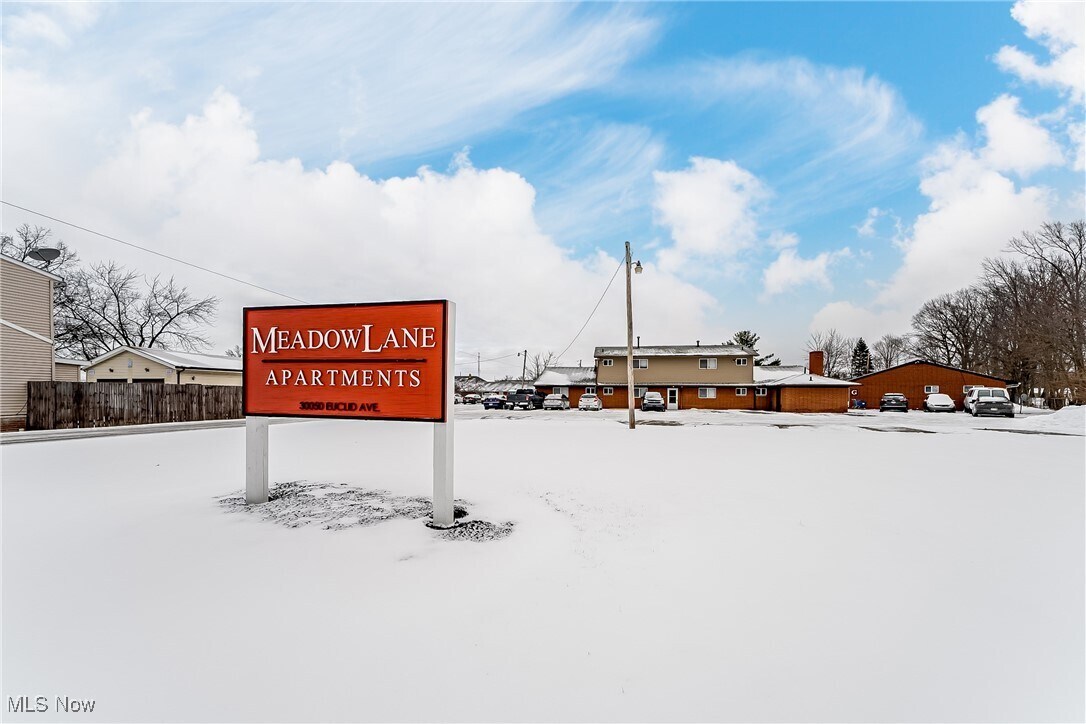 30050 Euclid Ave Wickliffe, OH 44092 – photo 1 of 21