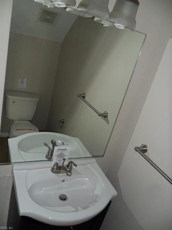 Foto del edificio - 1 Pleasant Valley Rd