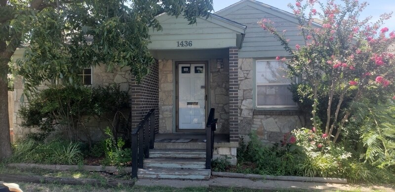 Primary Photo - 1436 SW 44th St