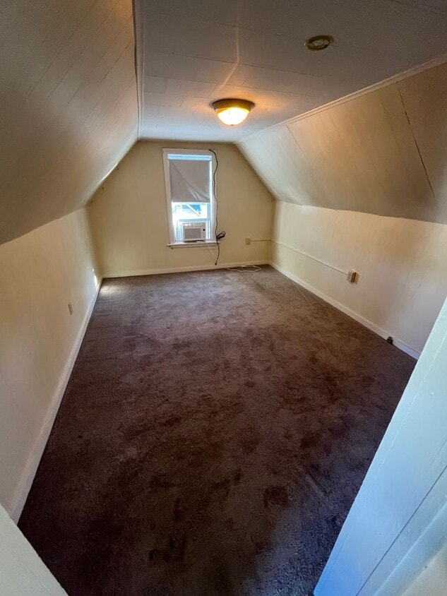 Primary Photo - 19 Bradley St