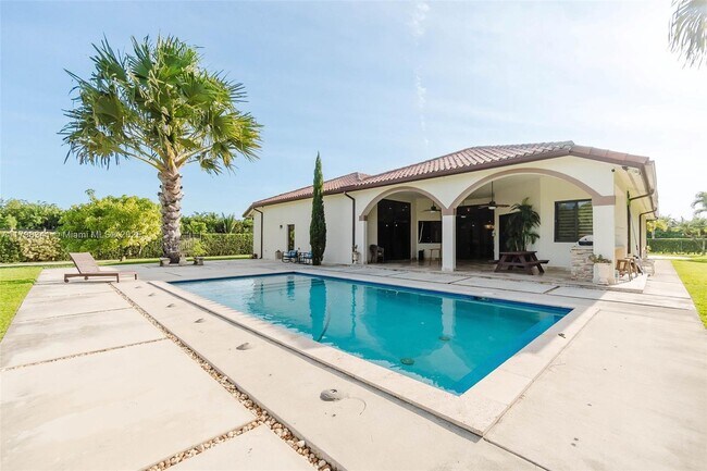 Foto del edificio - 23525 SW 217th Ave