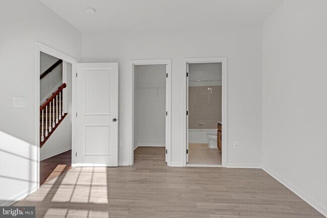 Foto del edificio - 22554 Cambridgeport Square