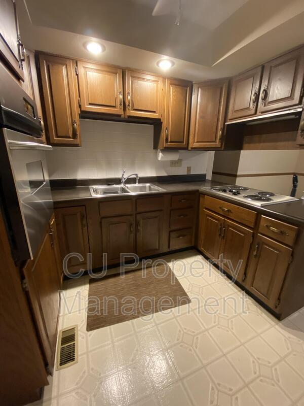 Foto del edificio - 1702 Golfview Dr