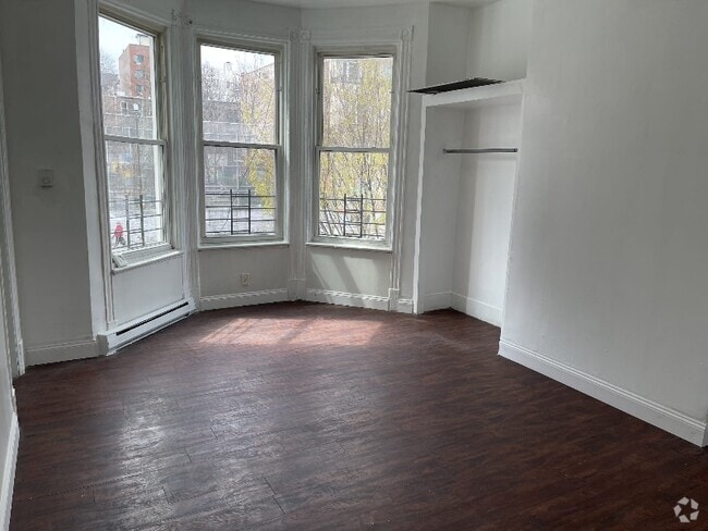 Building Photo - 0 E Tremont Ave
