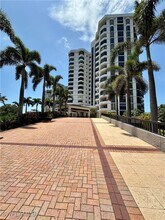 Building Photo - 6075 Pelican Bay Blvd