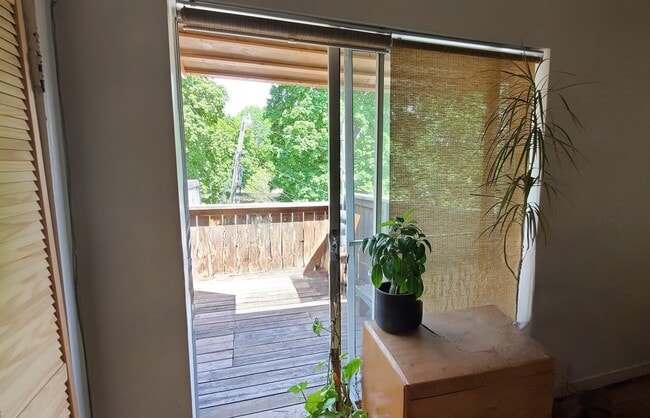 Building Photo - Bohemian One-Bedroom with Private Deck, St...