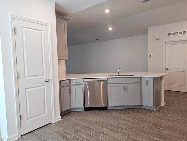 Building Photo - 2629 Runners Cir