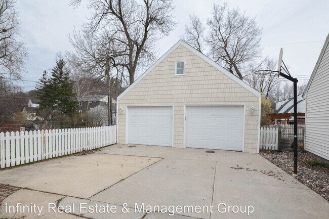 Foto del edificio - 3 br, 2 bath House - 805 Memorial Pkwy SW