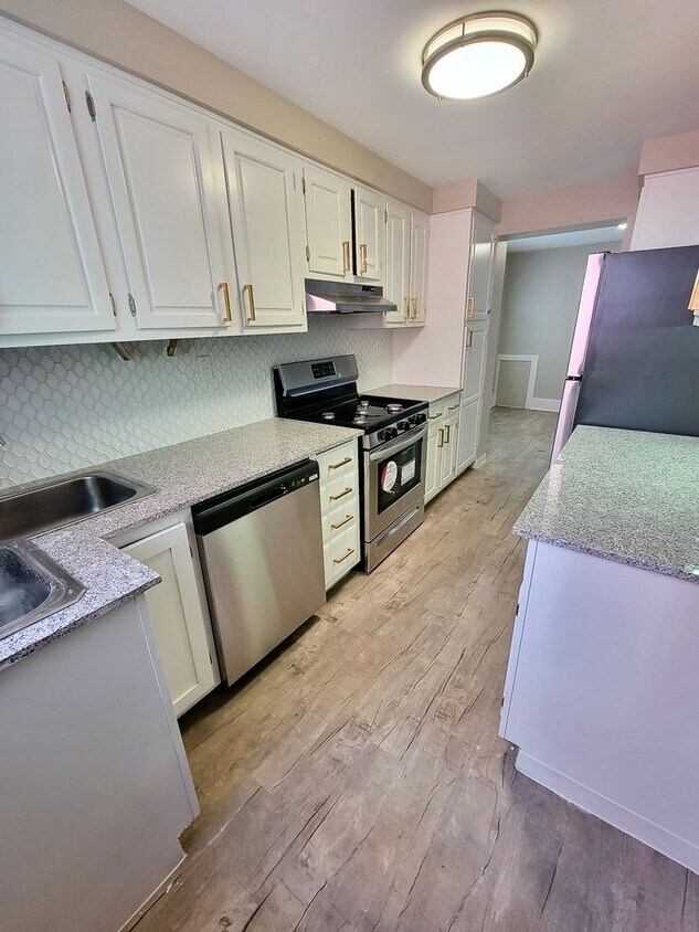 Foto principal - 1411 E Carson St