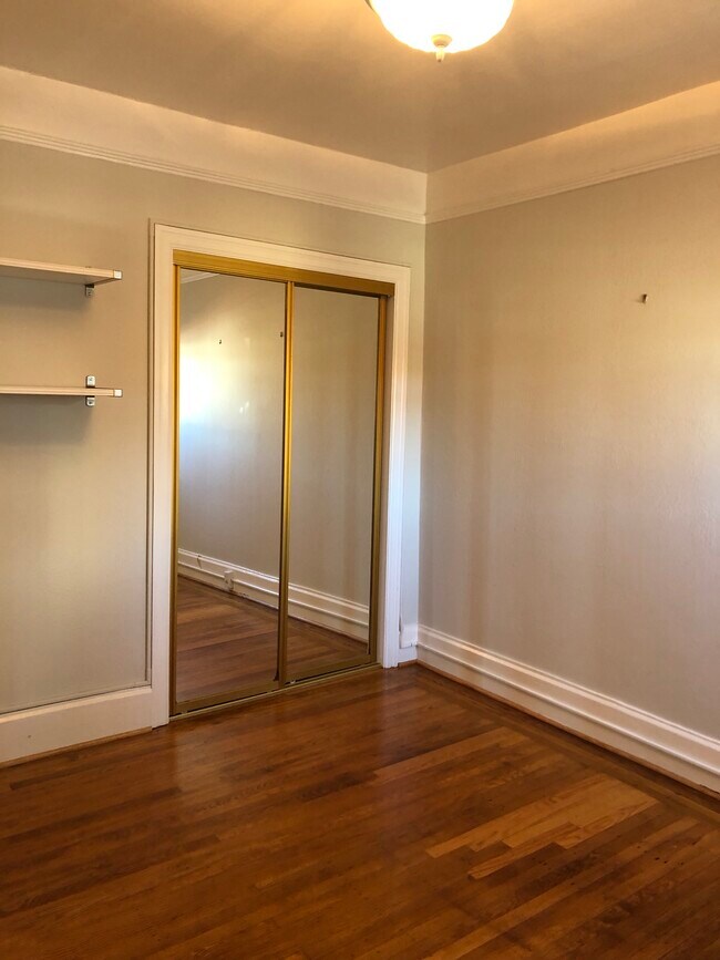 Foto del edificio - 4319 Cesar Chavez St